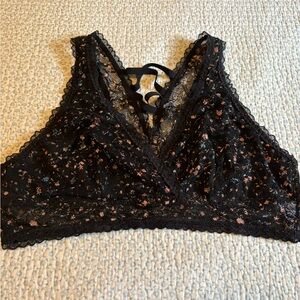Black Lace Bralette with Floral Pattern
